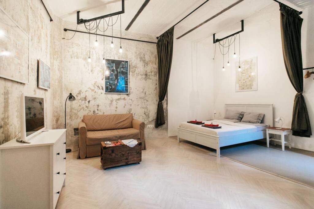 شقة Little Corner At The Historic Jewish District With Ac بودابست المظهر الخارجي الصورة